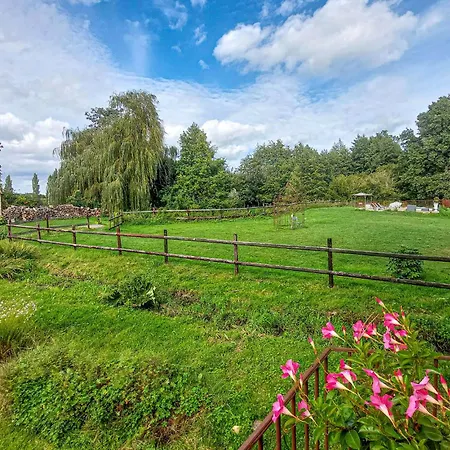 Feriehus Cozy In Commoy With Private Swimming Pool, Can Be Inside Or Outside Ecommoy